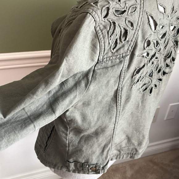 Maurice linen jacket size Medium - Picture 3 of 10